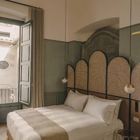 Hotel Palau Fugit 4*