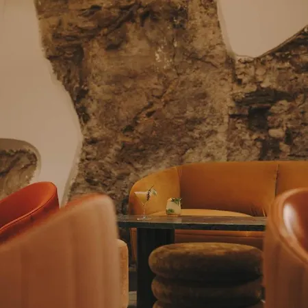 Palau Fugit Hotel 4*