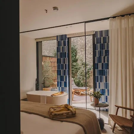 Palau Fugit Szálloda 4*