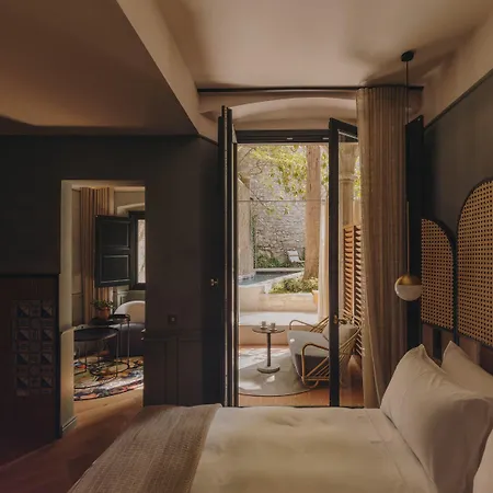 Palau Fugit Hotel 4*