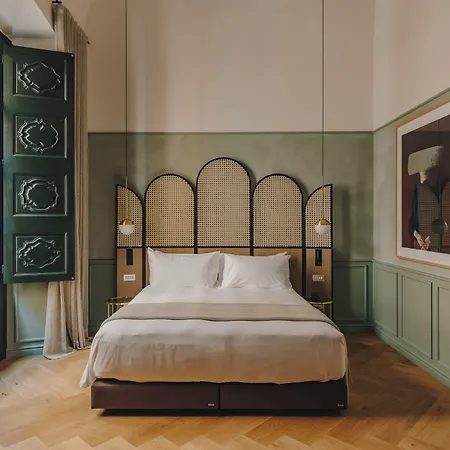 Palau Fugit 4*