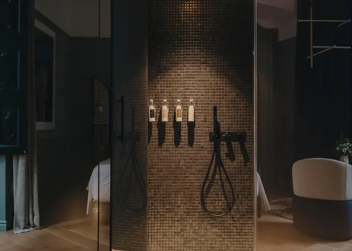 Szálloda Palau Fugit Girona