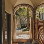 Palau Fugit